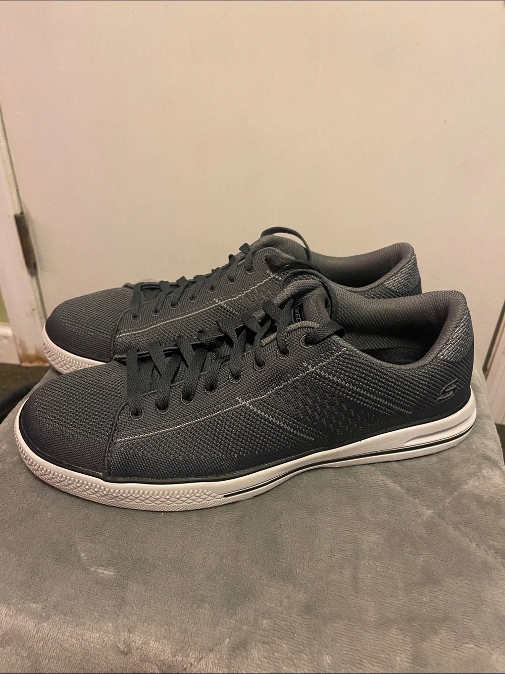 Skechers Men's Charcoal Knit Low-Top Lace-Up Sneakers